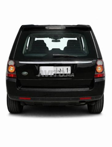 لاند روفر فريلاندر - 2