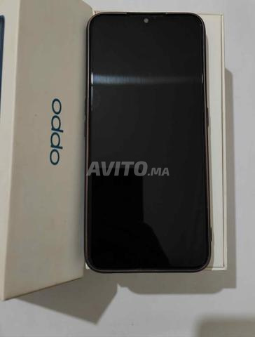 Téléphone propre à vendre