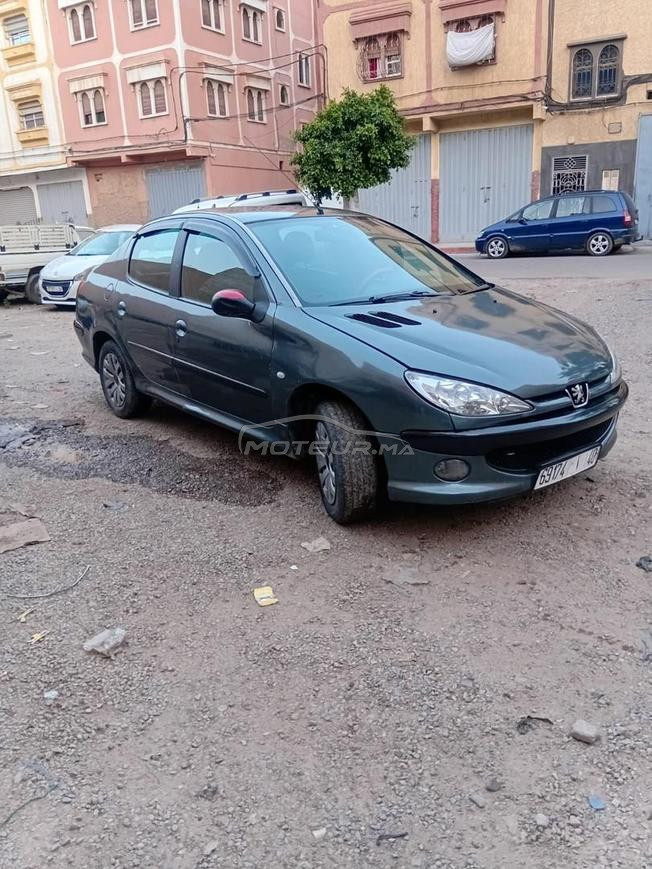 سيارة Peugeot 206 Sedan