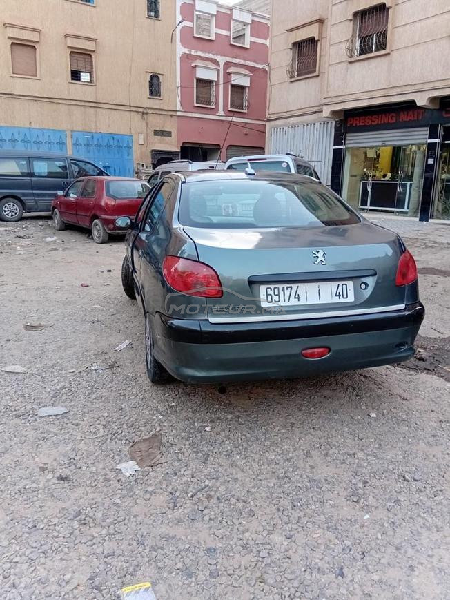 سيارة Peugeot 206 Sedan