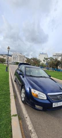 Voiture avenir, vignette 700 dh, 6 cv, bon état