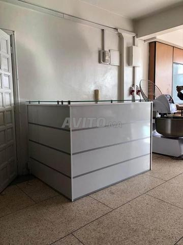 Comptoir de réception / vestiaire - 2