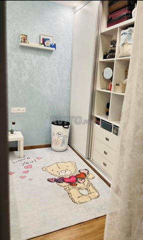 خزانة للبيع بحالة جيدة - 2