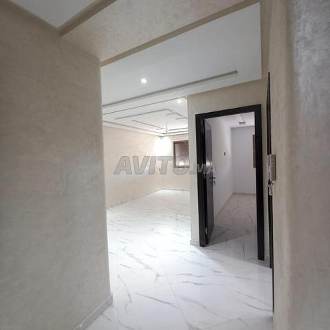 شقة بكراج ومصعد وشرفة في عمارة صغيرة قرب المحطة الطرقية - 2