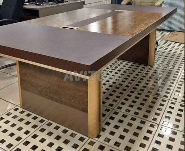 طاولة اجتماعات احترافية - 2