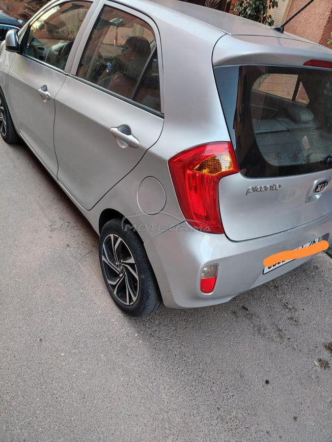 Kia Picanto Essence Automatique 2016 à Marrakech