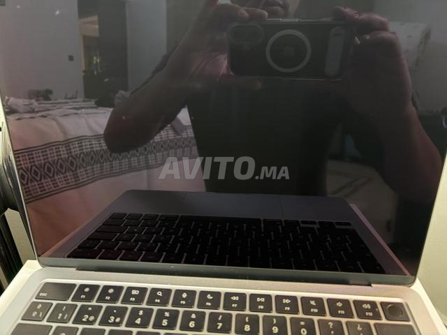 ماك بوك اير M4 512 جيجا - 2