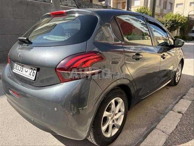 Peugeot 208 Diesel Manuelle 2016 à Settat