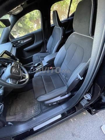 Volvo XC40 B3 Essence 2025 14,000km