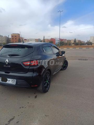 Renault Clio Diesel Manuelle 2021 à Sidi Slimane