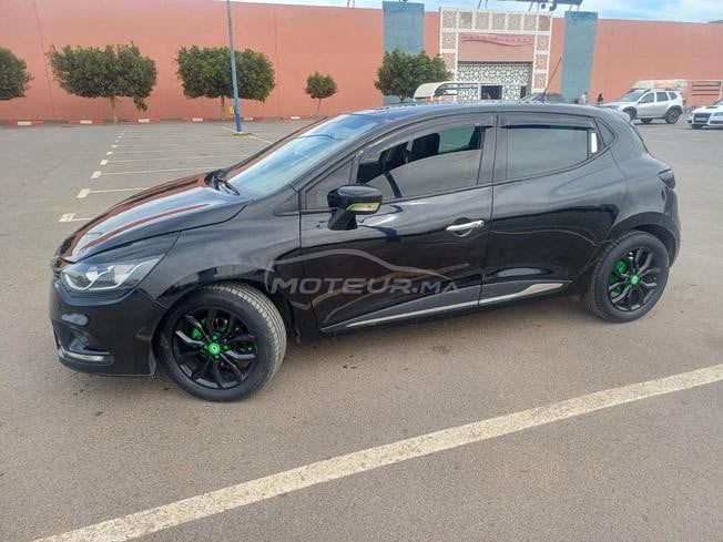 Renault Clio Diesel Manuelle 2021 à Sidi Slimane