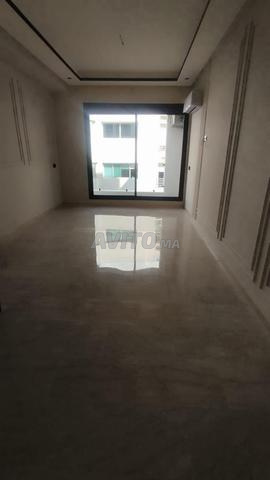 Appartement Vide à Louer à Maarif Extension - image 5