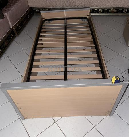 Lit Simple (1 personne) et Matelas Confort - 2