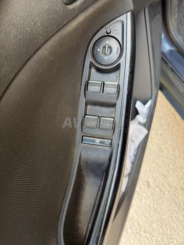 فورد فوكس سبورت - 2