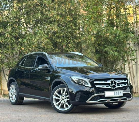 مرسيدس بنز GLA 200 d للبيع