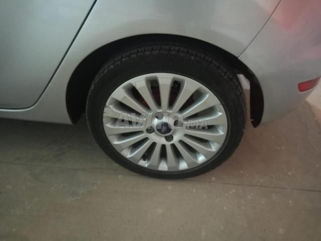 فورد فييستا بنزين موديل 2016 بدون سمسار - 2