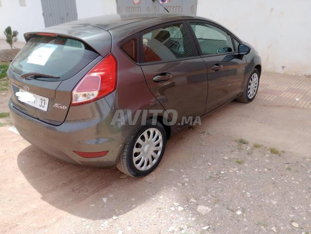 فورد فييستا ديزل يدوية 2016 في أكادير - 2