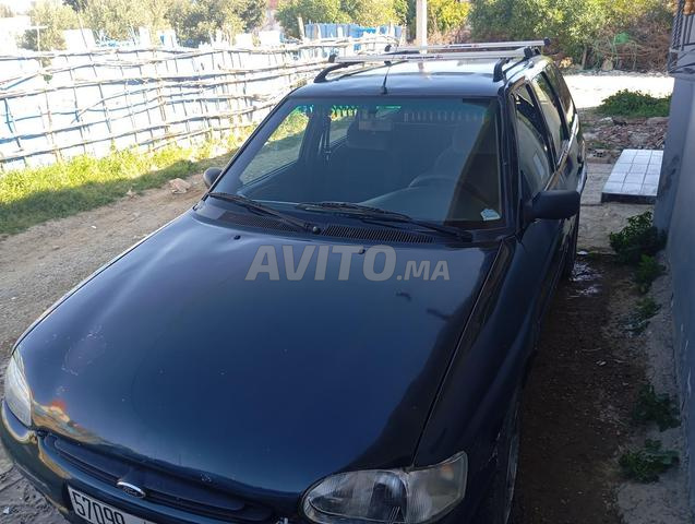 فورد إسكورت - 2