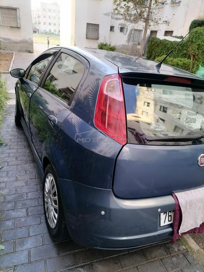 fiat punto (2008) essonce