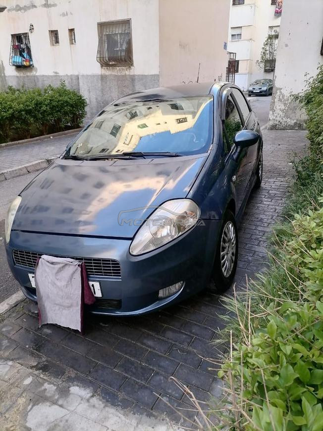 fiat punto (2008) essonce