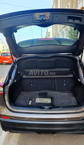 voiture d'occasion - 2