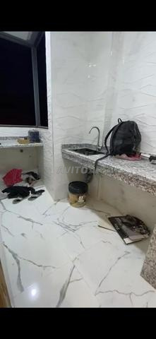 Appartement vide à louer - image 5