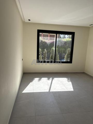 Appartement à louer 87 m² à Casablanca - 2
