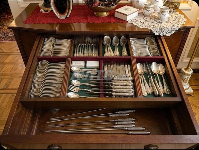 ديكور ملكي هذا البوفيه الفاخر على الطراز الكلاسيكي الجديد - 2