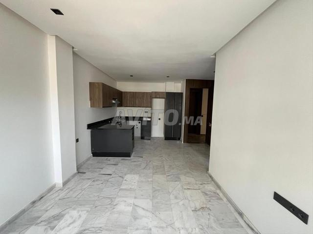 Studio Haut Stand. 60 m2 Quartier des Hôpitaux - 2