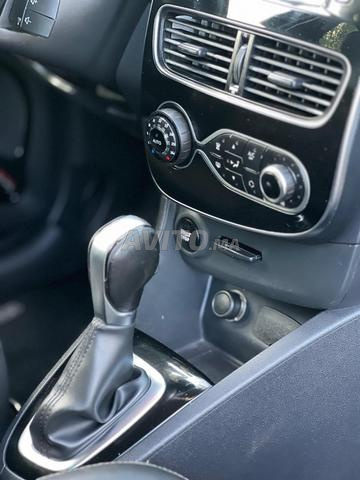 Renault Clio Diesel Automatique 2016 à Salé - 2