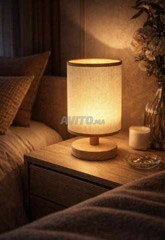 مصباح أنيق بإضاءة دافئة