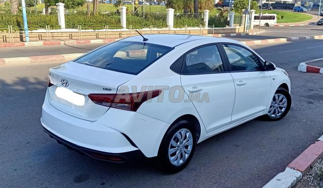 Hyundai Accent Automatique 1er main - 2