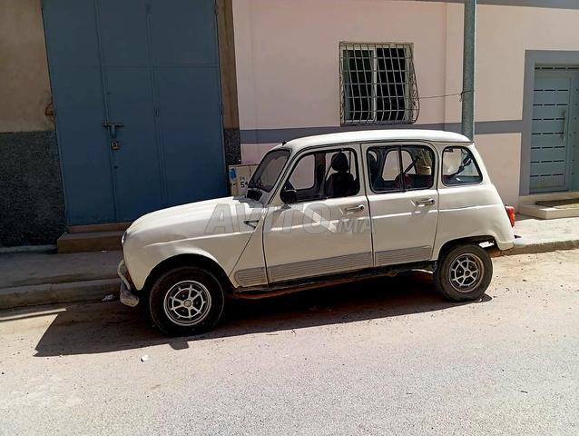 Voiture économique sans intermédiaire