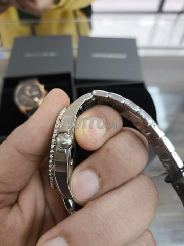 ساعة أرماني بسعر جيد جداً - 2