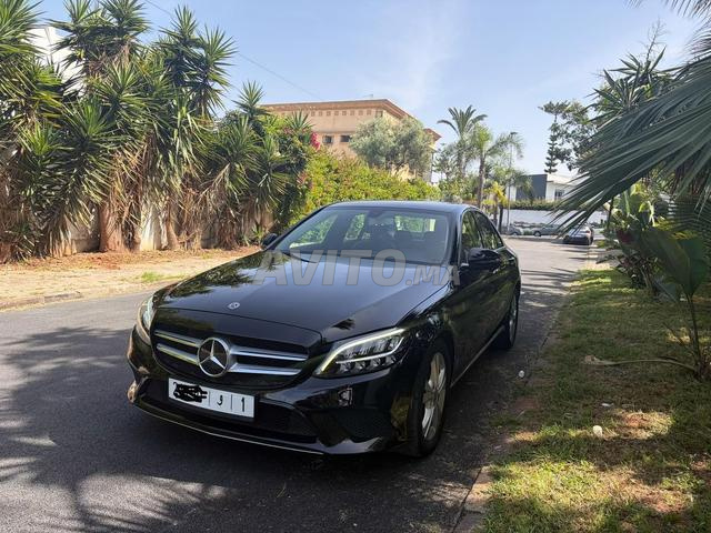 Mercedes Benz Classe C 2020 en très bon état