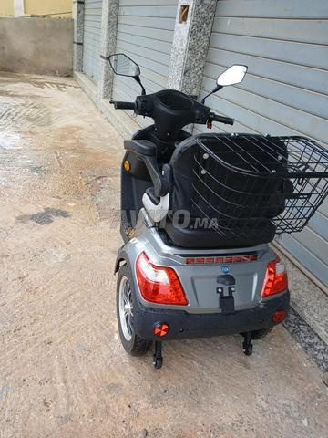 Moto KYD emove neuve électrique à 3 roues - 2