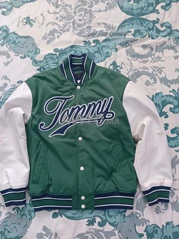 سترة جامعية تومي هيلفيغر - 2