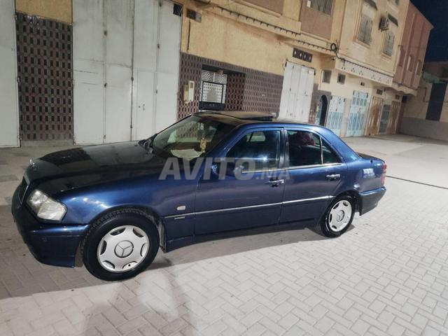 Mercedes-Benz 250 Diesel Manuelle 1994 à Oujda