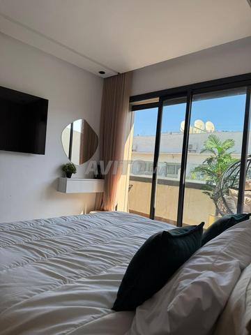 استوديو فارغ للإيجار في جيروند - 2