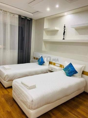 شقة رائعة على بعد 4 دقائق من الشاطئ والمدينة - 2