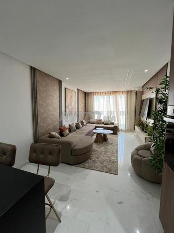 Joli studio meublé à louer - Franceville - image 5