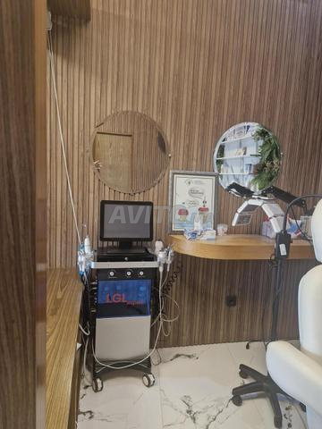 À vendre – Machine Hydrafacial professionnelle - 2