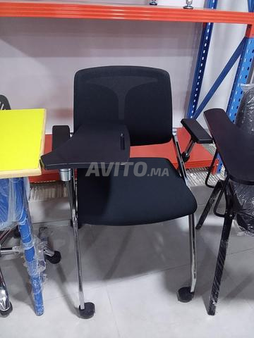 كرسي بطاولة كتابة من الشركة - 2