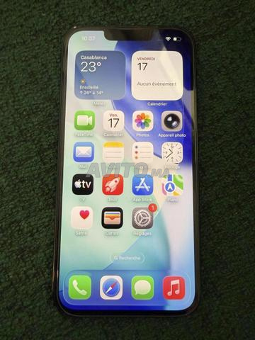 iPhone 13 256 Go en bon état