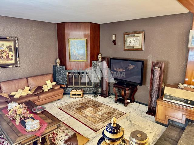 شقة في حي راسين الدار البيضاء 320 متر مربع - 2