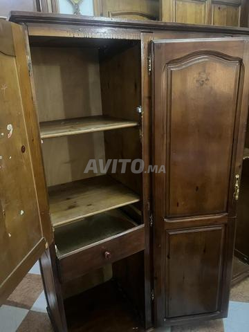 خزانة بثلاثة أبواب - 2