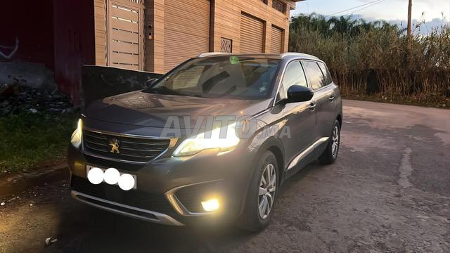 Peugeot 5008 Automatique - 2