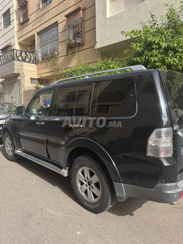 Mitsubishi Pajero - 2