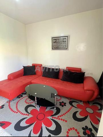 Canapés et tapis et table à vendre - 2