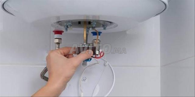 Réparation et nettoyage chauffe-eau électrique.